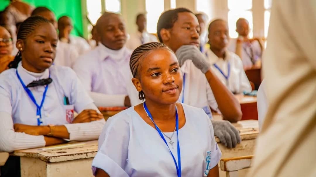 Kasaï : les élèves bénéficiaires de la bourse PAAF ont repris le chemin de l’école