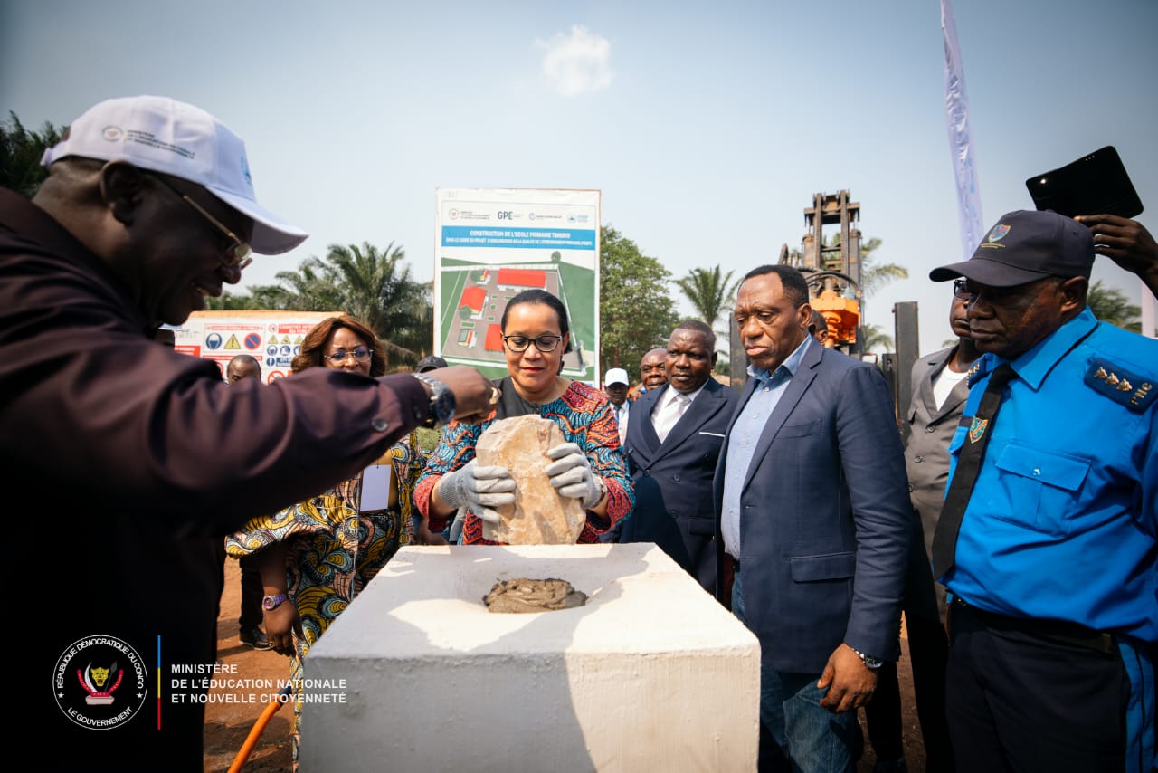 PEQIP : Raïssa Malu lance les travaux de construction de 56 écoles et 21 infrastructures WASH au Kasaï oriental