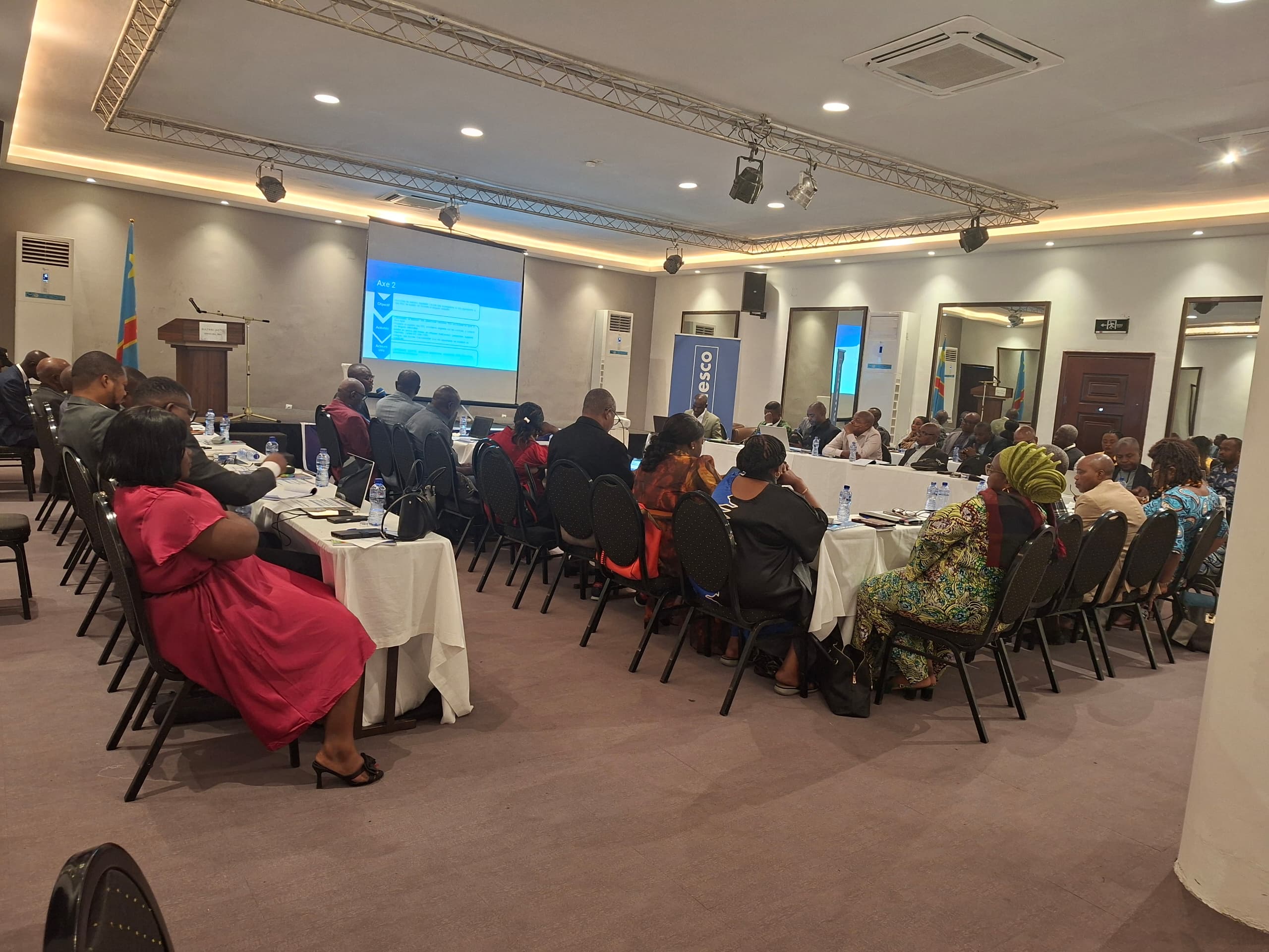 Kinshasa : les experts de l'EDU-NC en atelier de restitution et de validation technique de la Stratégie nationale des Ressources éducatives libres