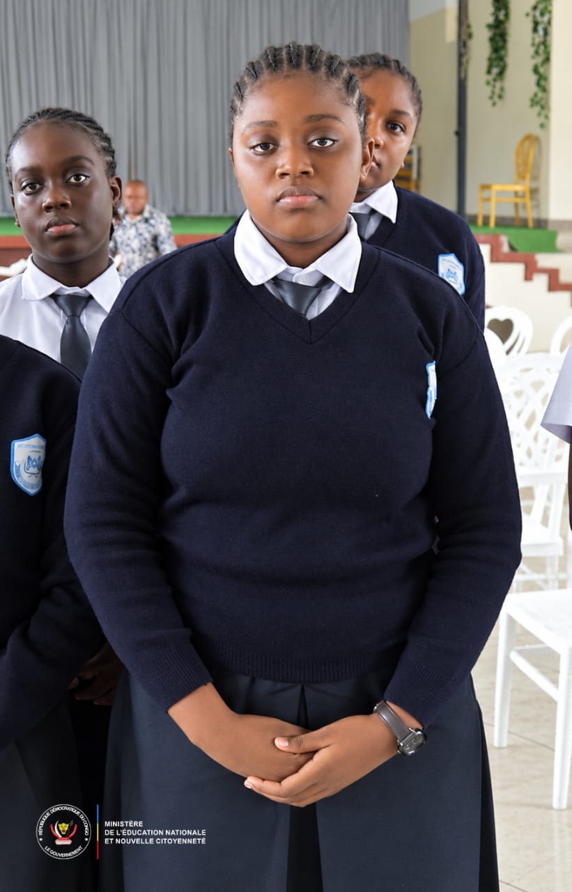 Gouvernement scolaire : élue Première ministre à Lestonac Mobokoli, Clarissa Siazo est l’illustration parfaite du leadership féminin à l’école
