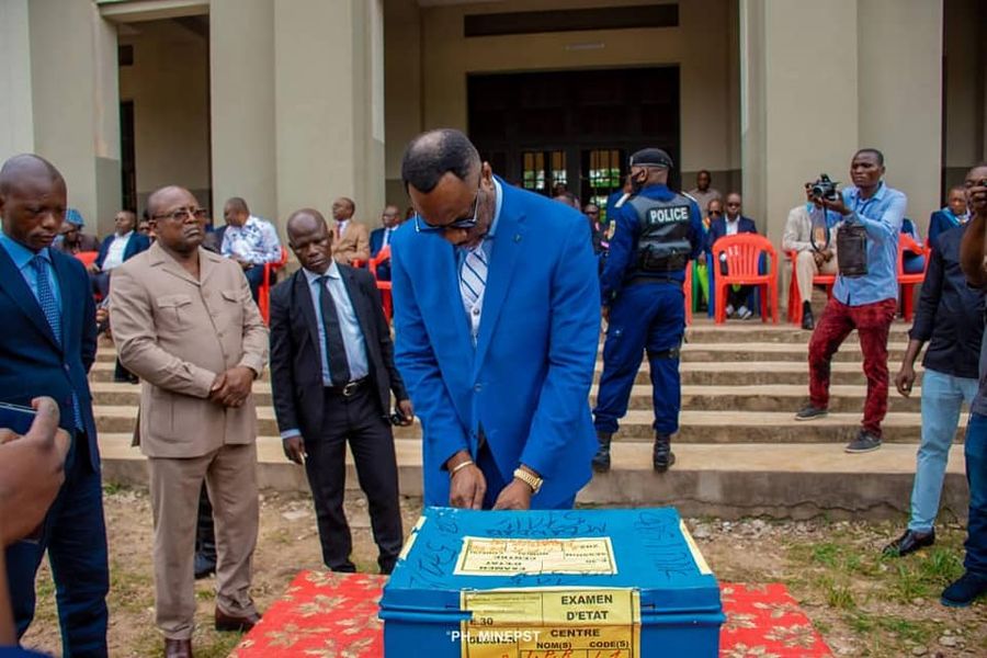 Mbandaka : Tony Mwaba lance les préliminaires de l’EXÉTAT 2022 pour les autodidactes et insiste sur les mesures sécuritaires