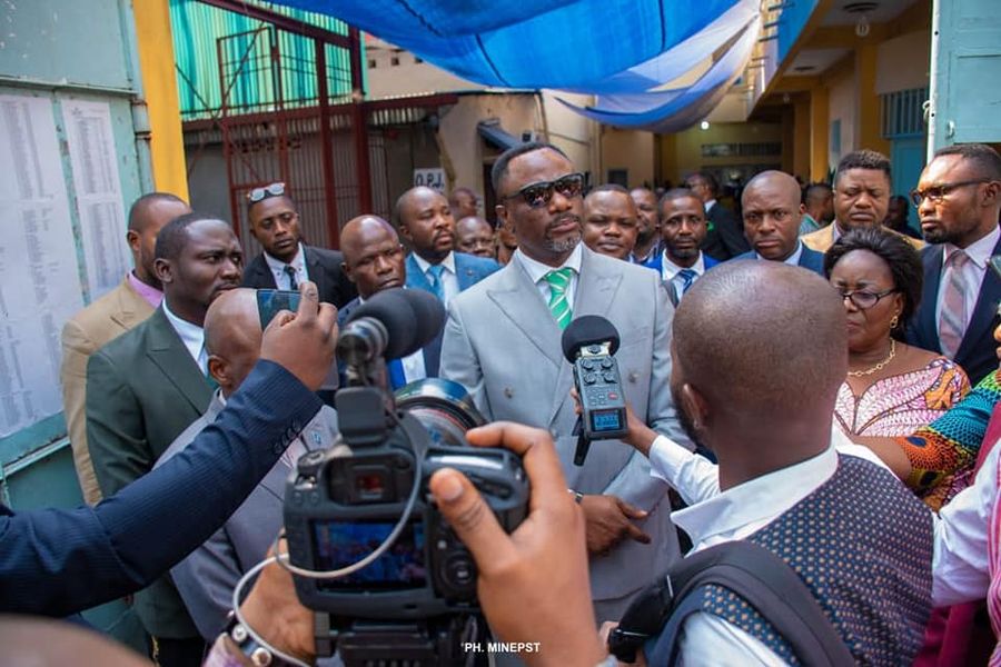 Préparatifs des épreuves certificatives : Tony Mwaba rassure que tout baigne dans l’huile