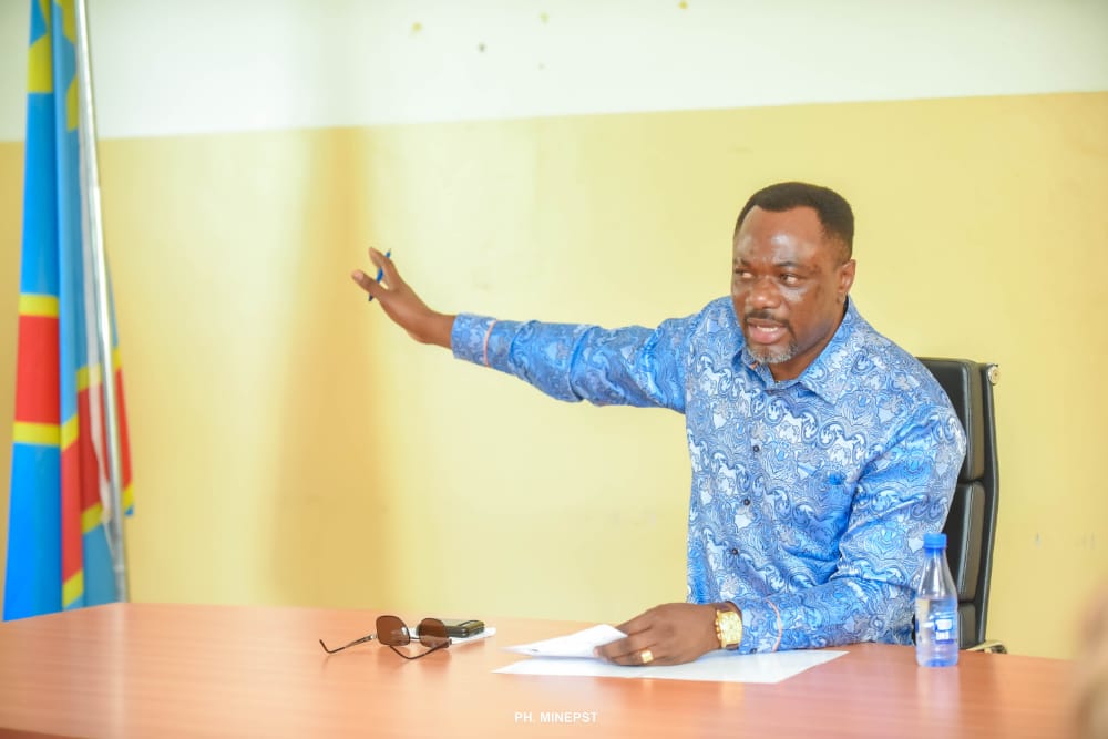 Tony Mwaba lance un dernier avertissement aux Inspecteurs qui s’évertuent à percevoir les frais illicites