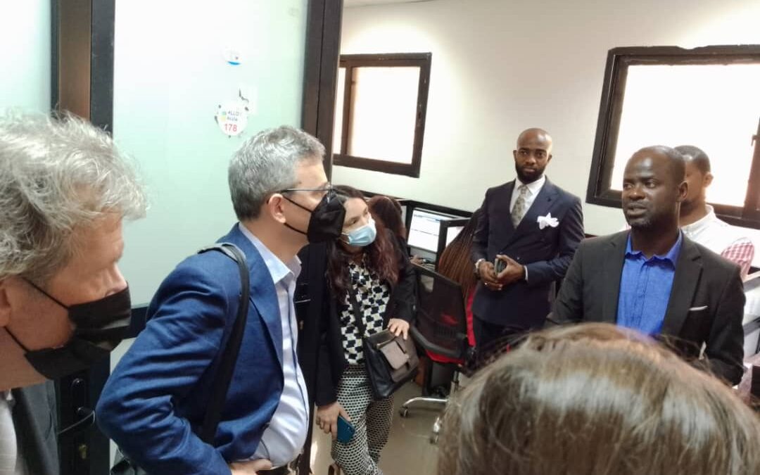 DGC-EPST : une délégation de la banque mondiale  pour vérifier  l’opérationnalisation du centre d’appels gratuits  « ALLO-ECOLE »