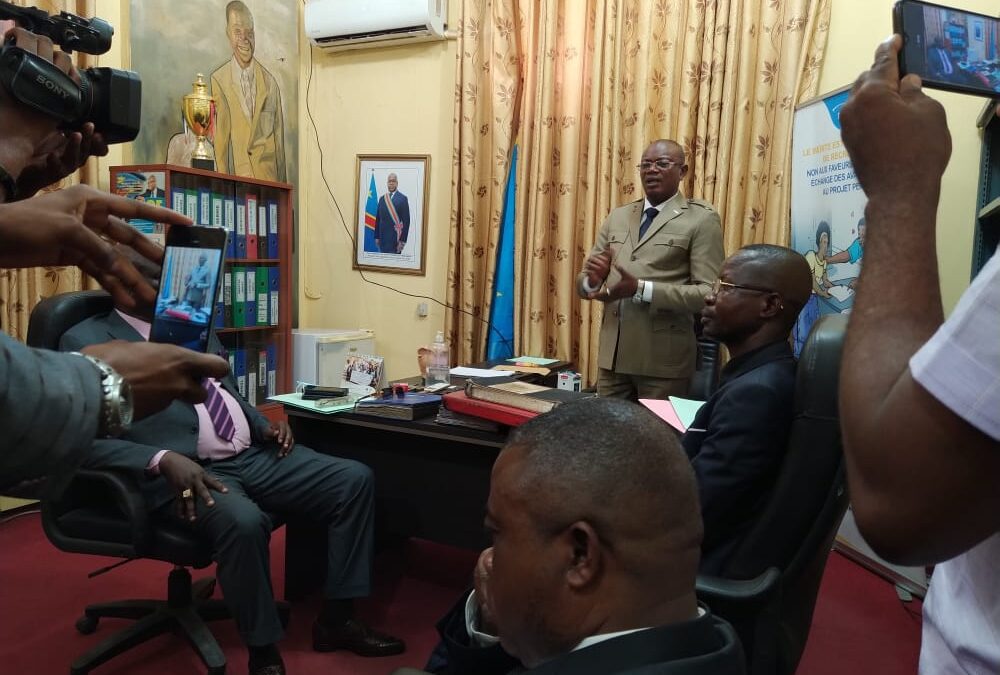 Kinshasa : le nouveau directeur provincial de Lukunga Jean-Pierre Yoy Bokete vient de prendre ses quartiers