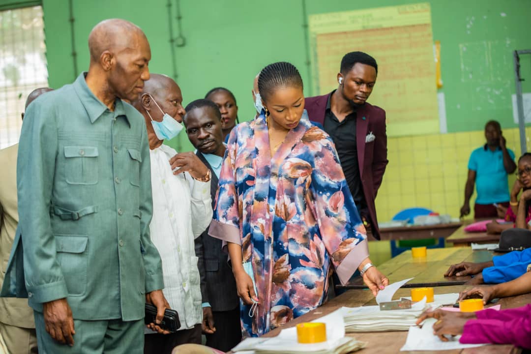 Fonctionnement de l'imprimerie de l'EPST : la vice-ministre Aminata Namasia s'enquiert des conditions de travail