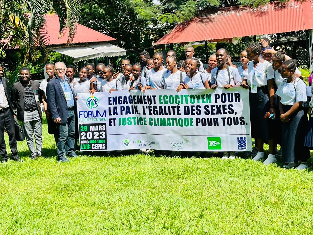 Kinshasa : Des élèves sensibilisés  sur l’agribusiness et la lutte contre le réchauffement climatique