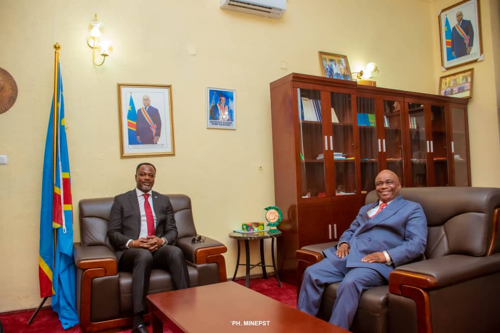 Lubumbashi : Tony Mwaba sollicite l'appui des instances judiciaires pour éradiquer la retenue illégale des salaires des enseignants