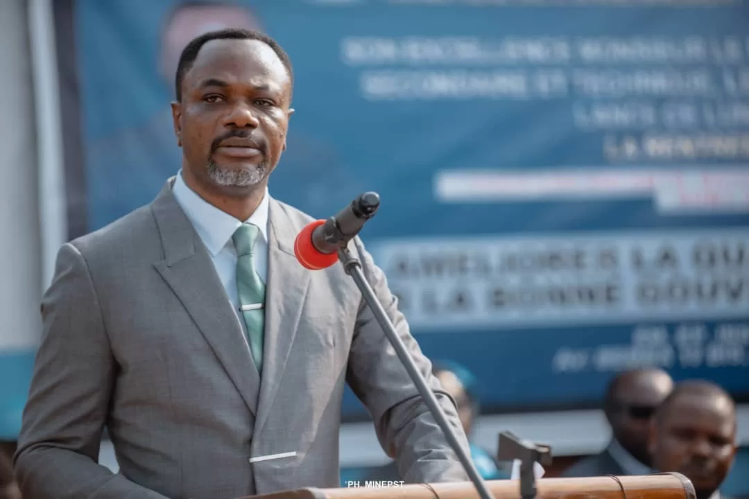 Tony Mwaba lance l'année scolaire 2023-2024 sous le thème : "amélioration de la qualité de l'enseignement par la bonne gouvernance et la redevabilité"