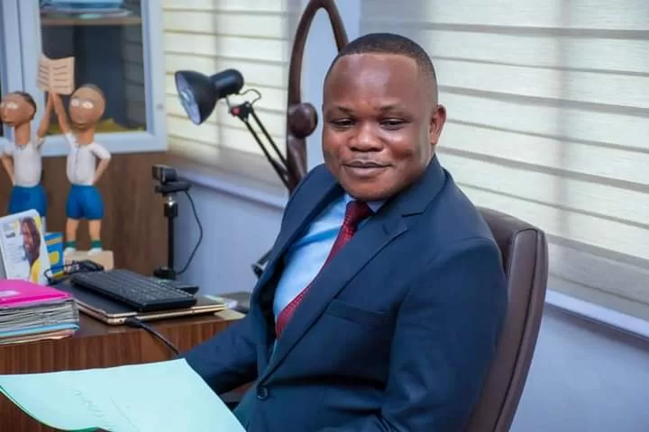 Retard dans le paiement des enseignants à Wamba : une autre banque plus efficace sera chargée de la paie dès octobre  