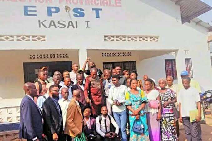 Kasaï 1 : l’intersyndicale trouve gain de cause contre la retenue sur salaire des enseignants par Advans bank