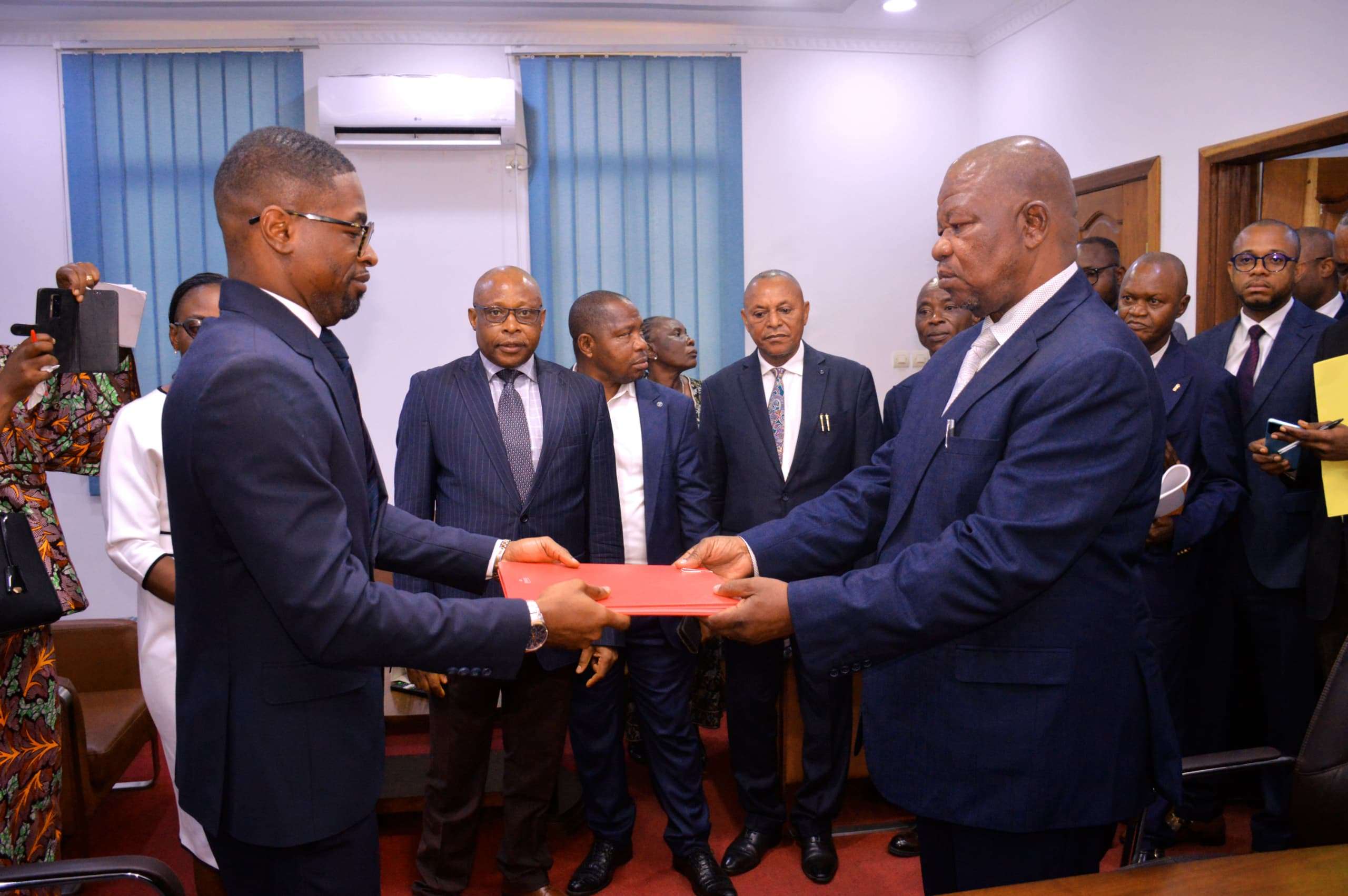 Boniface Mbaka prend officiellement les rênes de la DINACOPE