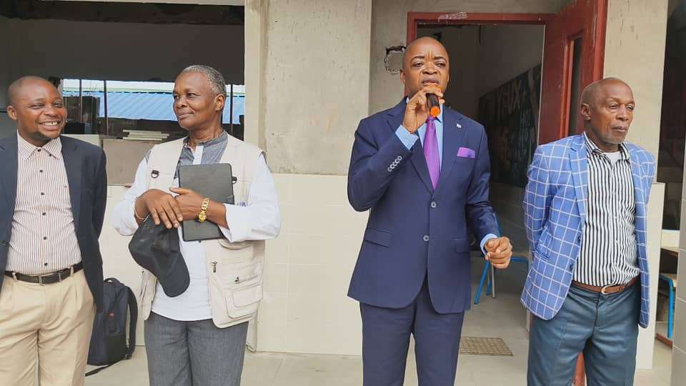 Kinshasa - Lukunga : Vital Lumbala et Wivine Mude sensibilisent les élèves sur la "Citoyenneté Active"