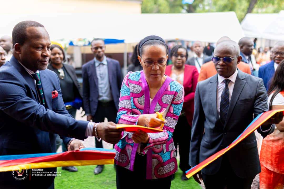 Kinshasa : Raïssa Malu inaugure un nouveau bâtiment à l’IST Kalamu