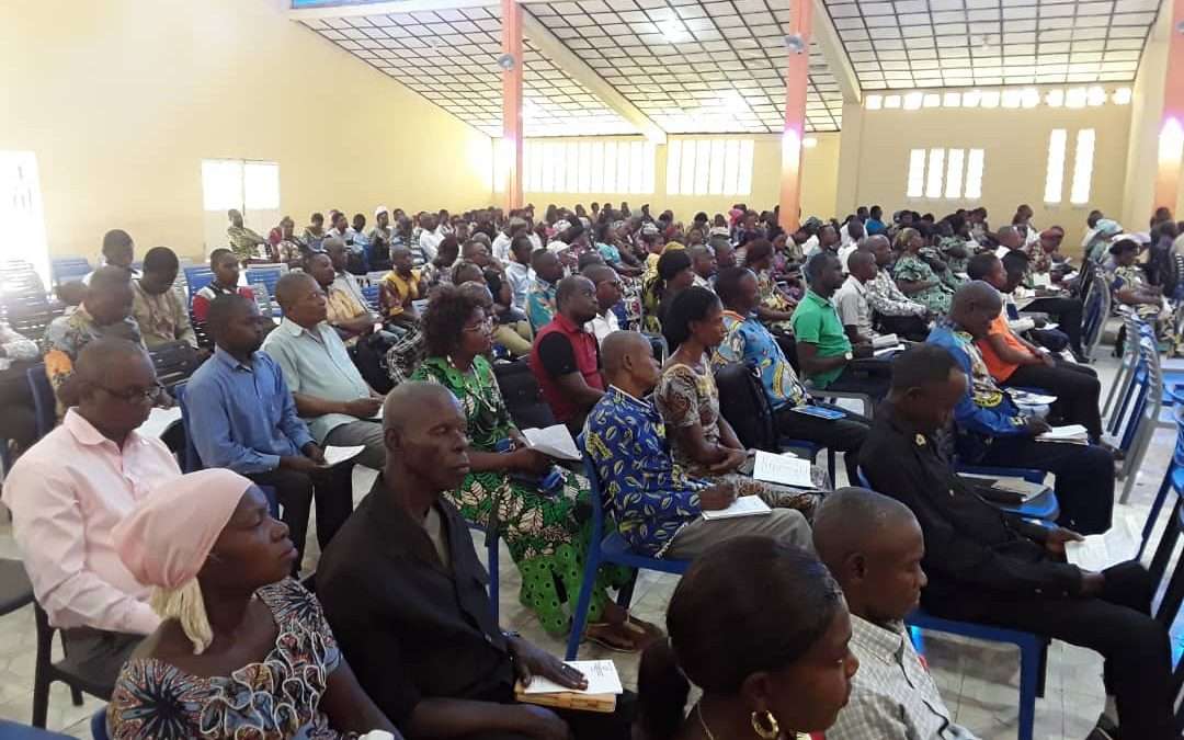 Journée nationale de l’enseignement : une série de conférences organisées à Mongala 1 sur le rôle de l’enseignant et de chaque acteur dans le processus éducatif