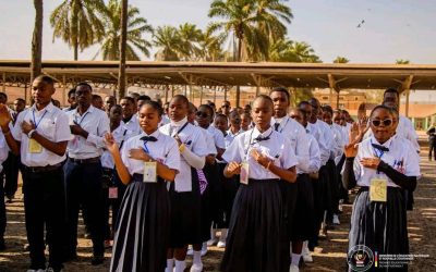 Témoignage : Deux filles, une guerre, une ministre, et un miracle d’école